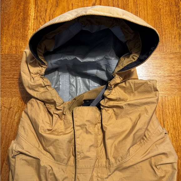 Men’s Marmot “Precip” lightweight rain jacket - Size M - Picture 3 of 6